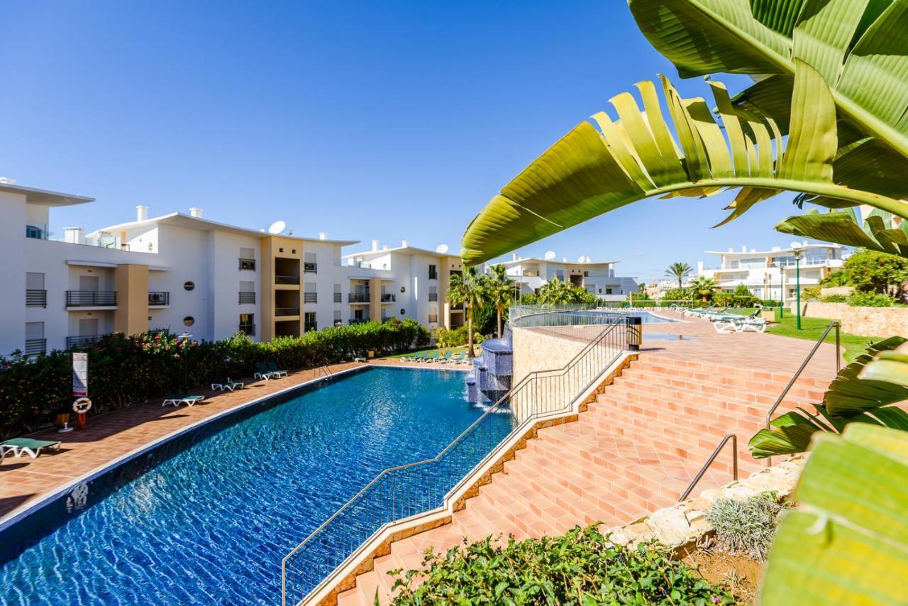 Ocean View Apartment With 3 Spacious Terraces, 2 Swimming Pools & Tennis Court 阿尔布费拉 外观 照片